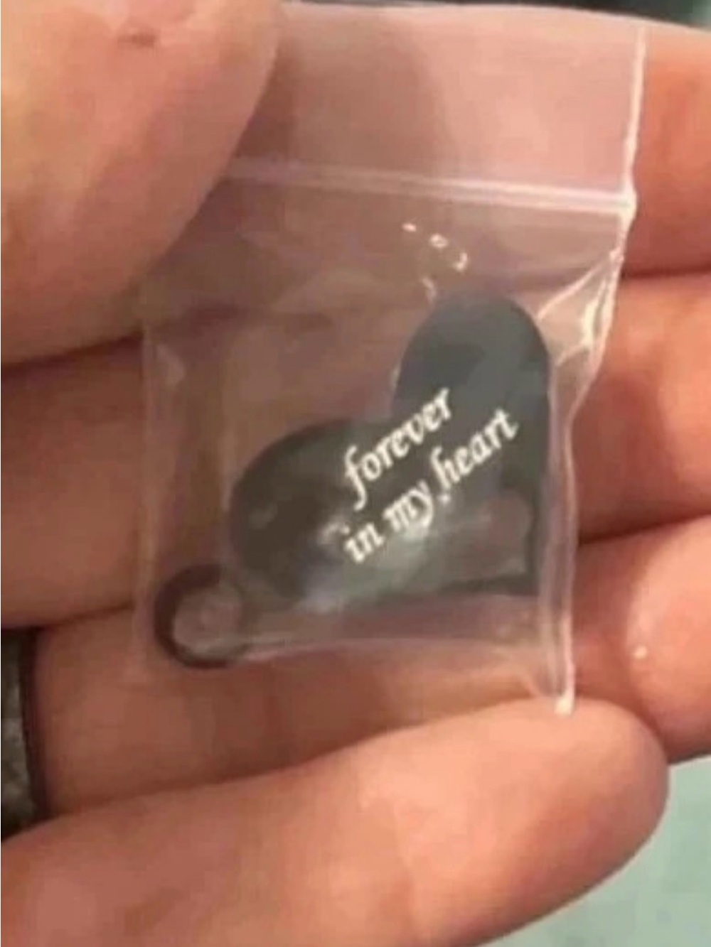 Forever in My Heart Black Heart Charm Key & Card Holder